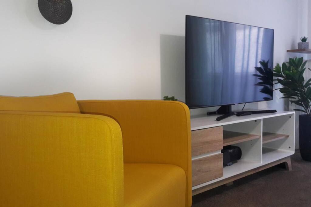 Ferienwohnung Elegant & Charming Apt. In The Hilton Area Athen Exterior foto